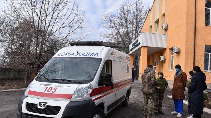 Теракт у Закарпатті: один з постраждалих помер у лікарні