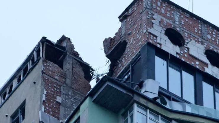 Нічна атака дронів на Київ: що буде з мешканцями пошкодженого будинку