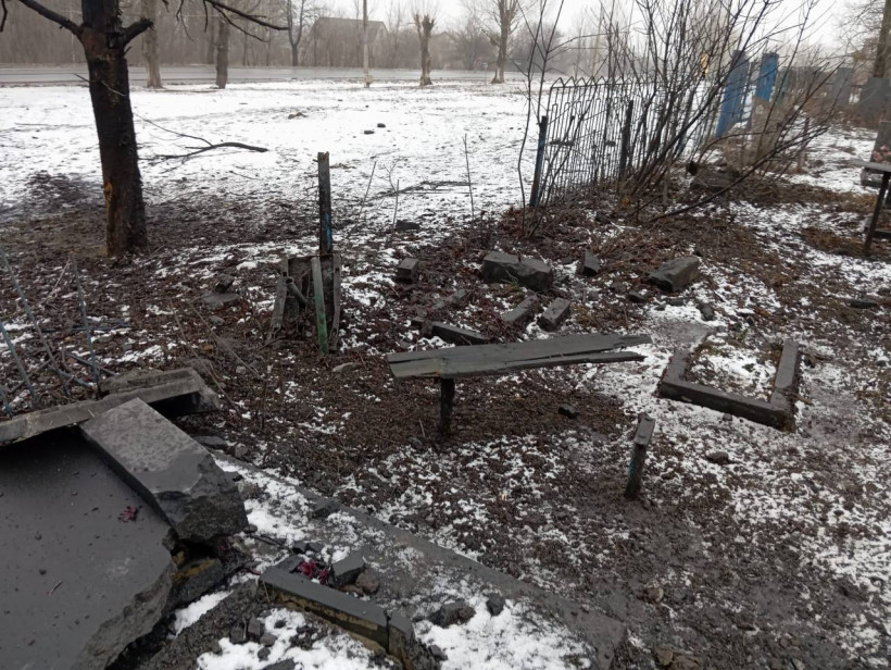 Росіяни обстріляли Вовчанськ та цвинтар у Куп'янську