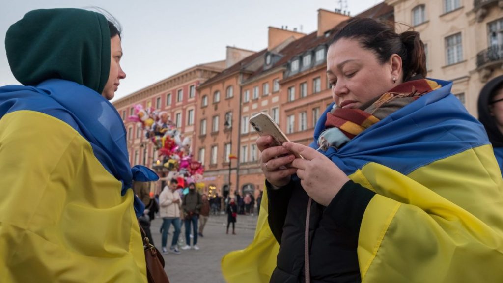 Сколько украинцы внесли в бюджет Польши, и какая сумма ушла на помощь беженцам