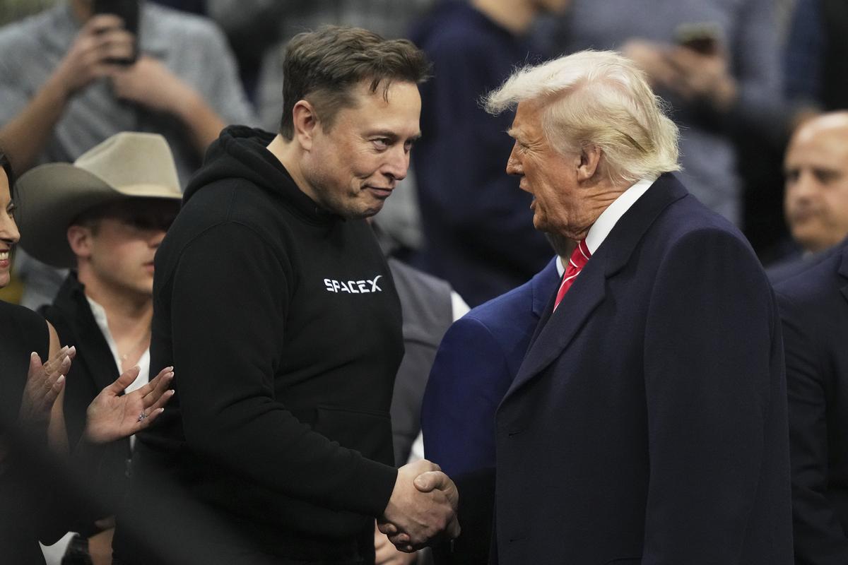 Маск ушел из администрации Трампа