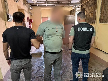 вимагав хабар за вступ в Одеський ВУЗ