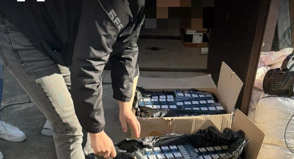 продаж сигарет без акцизки