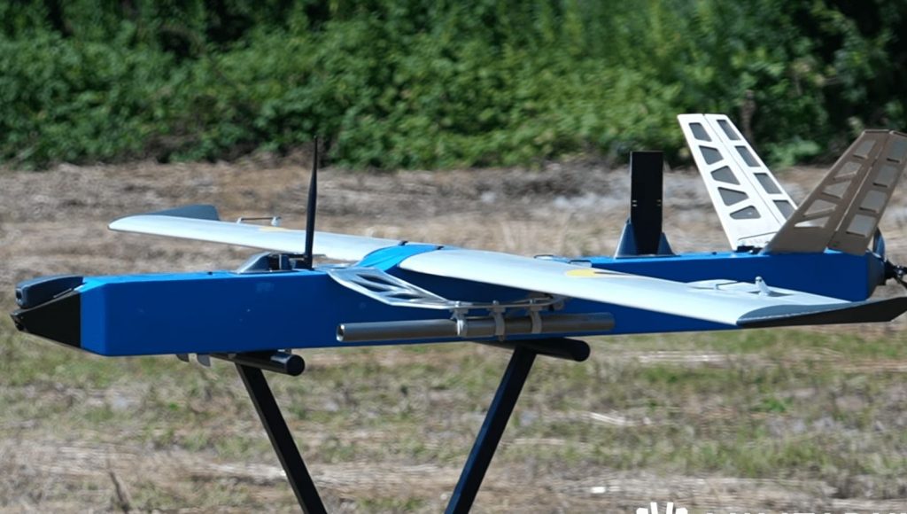 Дрон-перехоплювач Besomar дробовик, FHSS і 200 кмгод. ВІДЕО