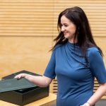 Уряд Франції під загрозою розпуску – причини кризи та можливі наслідки