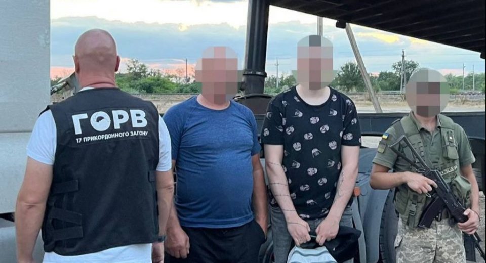 На Одещині прикордонники викрили схему переправлення чоловіків до Румунії