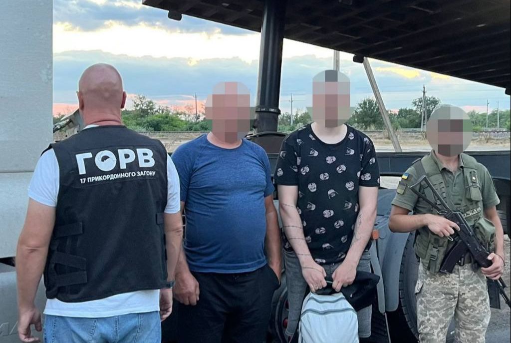На Одещині прикордонники викрили схему переправлення чоловіків до Румунії
