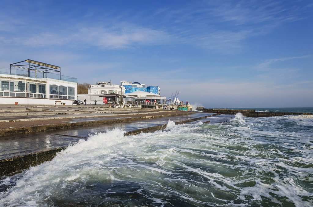 Погода в Одесі 30 серпня 2025 море, вітер, температура повітря