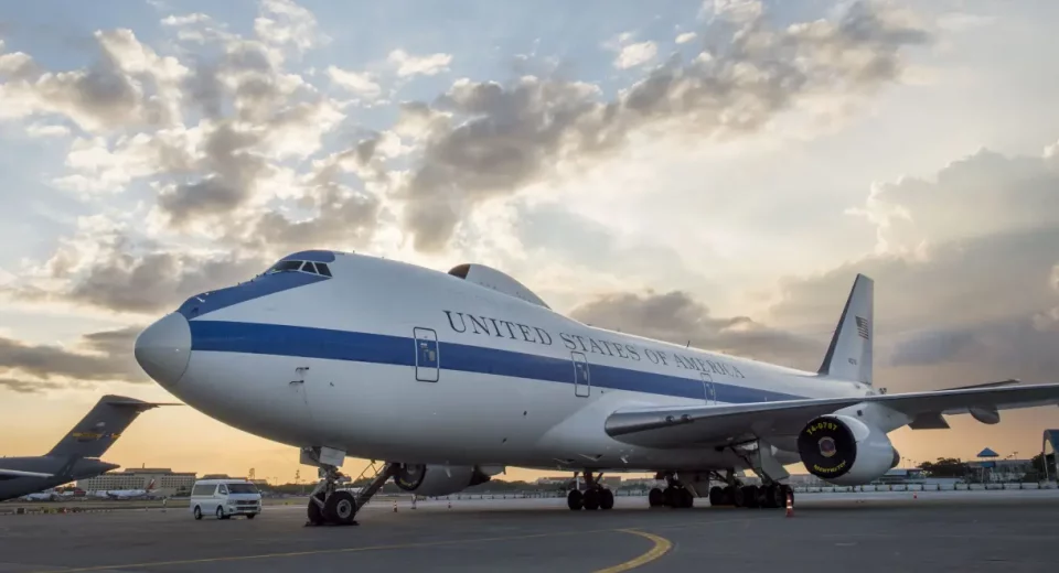 США тестують новий літак «судного дня» Boeing E-4C, що замінить застарілий флот холодної війни та забезпечить безперервність ядерного командування.