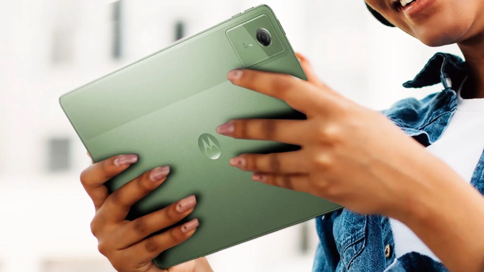 Планшет Moto Pad 60 Neo ціна, характеристики та огляд переваг