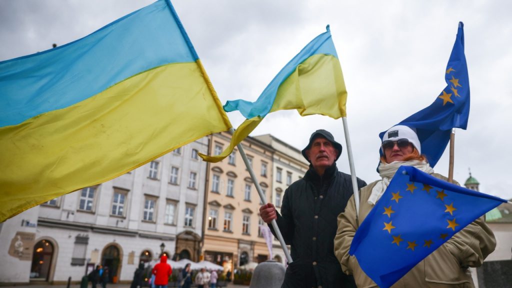 ЄС визначив процедуру повернення українців та нові дозволи на проживання