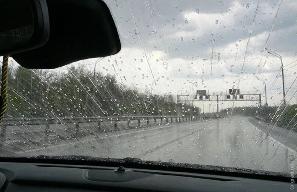 Погода в Одесі 13 жовтня 2025 дощ, прохолода та північний вітер