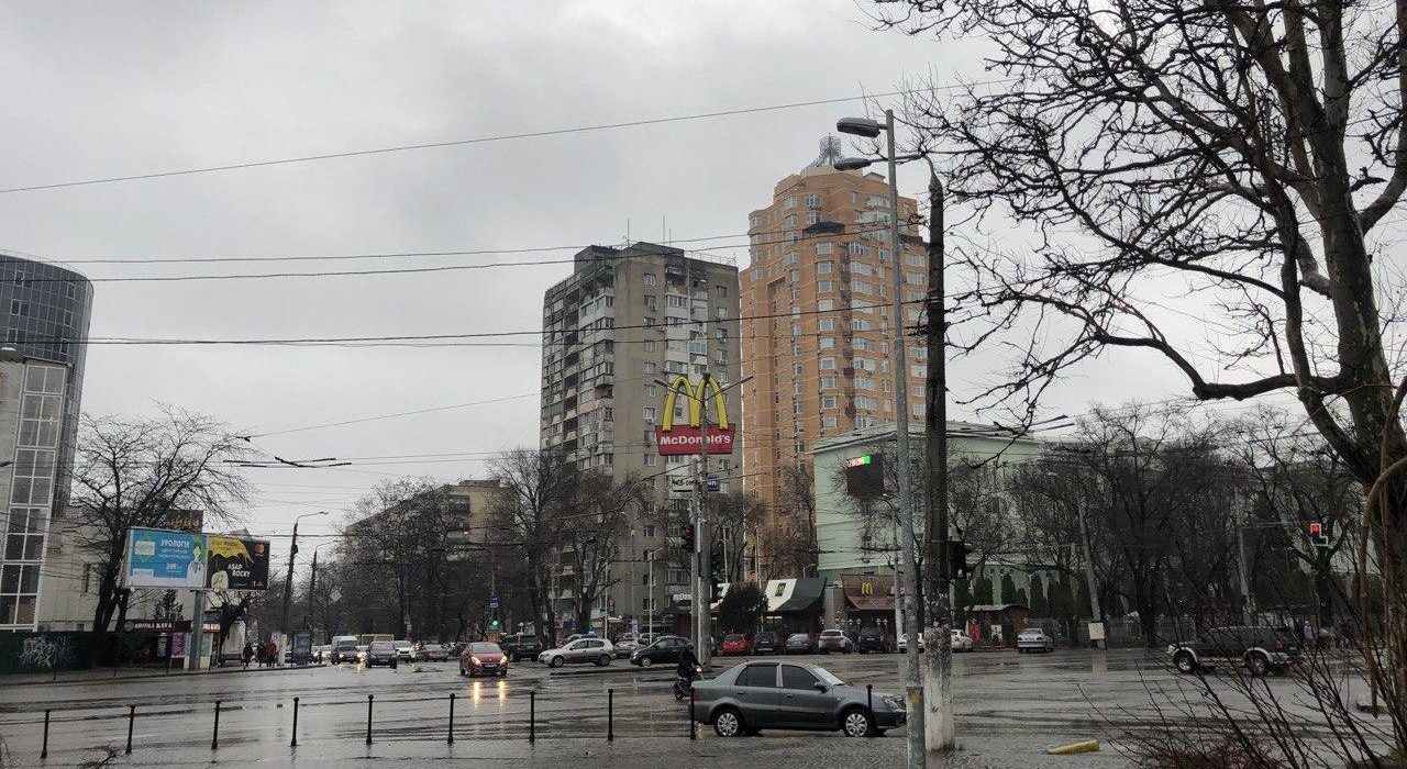 Погода в Одесі 7 жовтня 2025 року дощ, вітер і прохолодне море