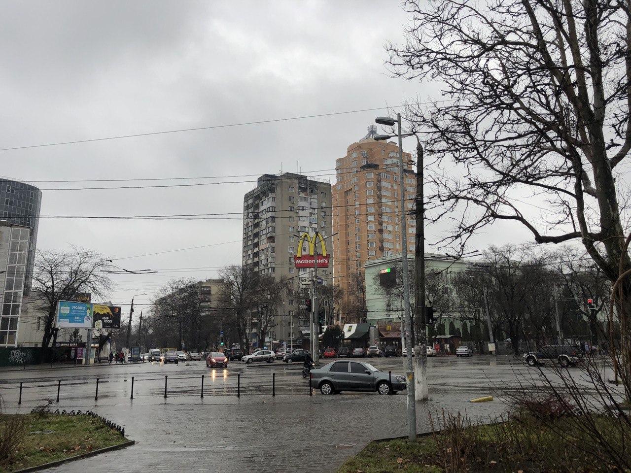 Погода в Одесі 7 жовтня 2025 року дощ, вітер і прохолодне море