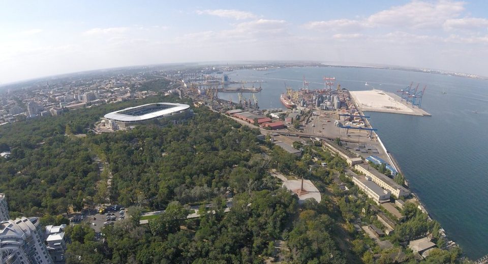 Одеса з висоти: парк Шевченка, стадіон і морський порт