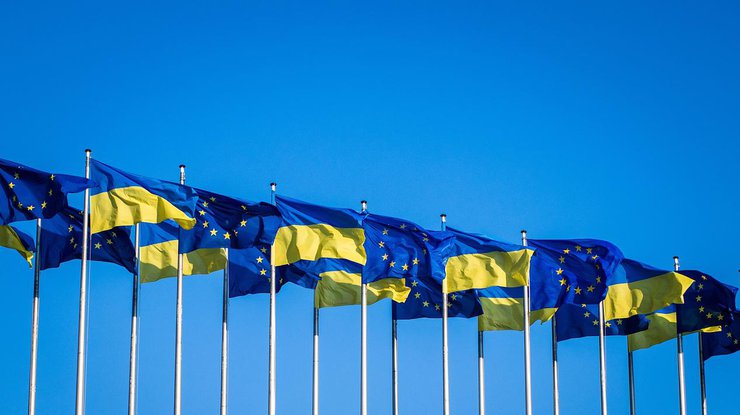 ЄС посилює правила в'їзду: що потрібно знати українцям